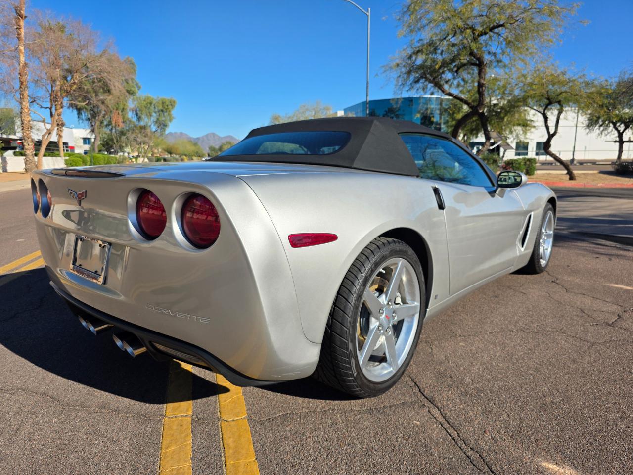 Chevrolet Corvette Z51 3LT Convertible 2006