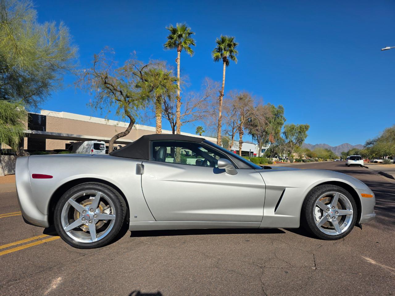 Chevrolet Corvette Z51 3LT Convertible 2006