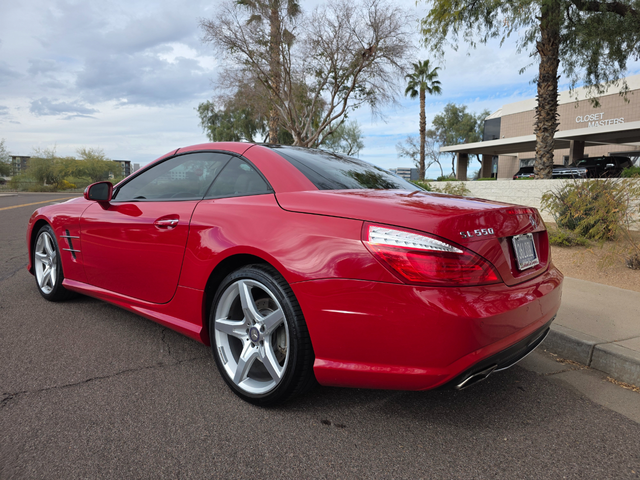 Mercedes-Benz SL-Class SL550R 2013