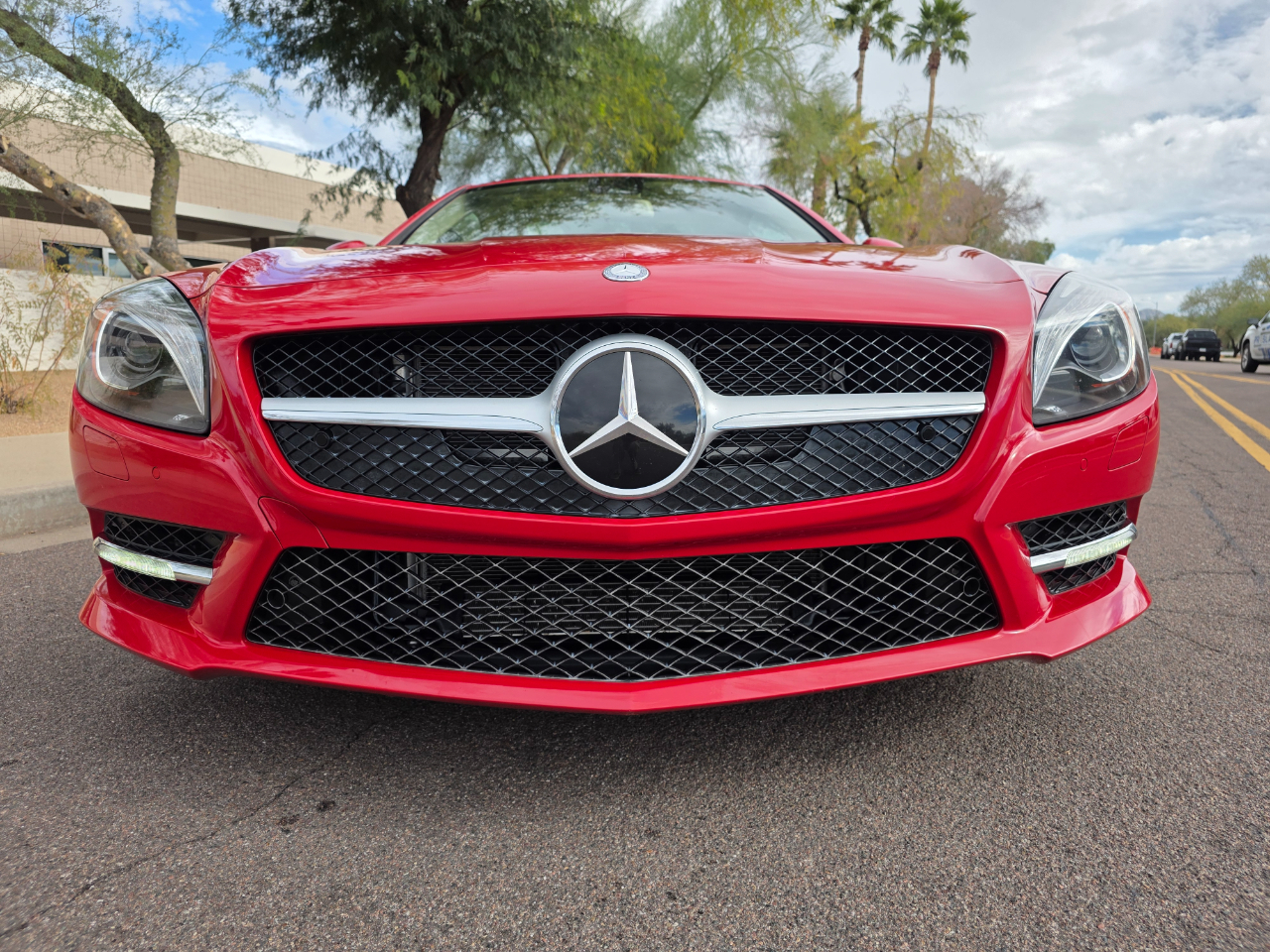 Mercedes-Benz SL-Class SL550R 2013