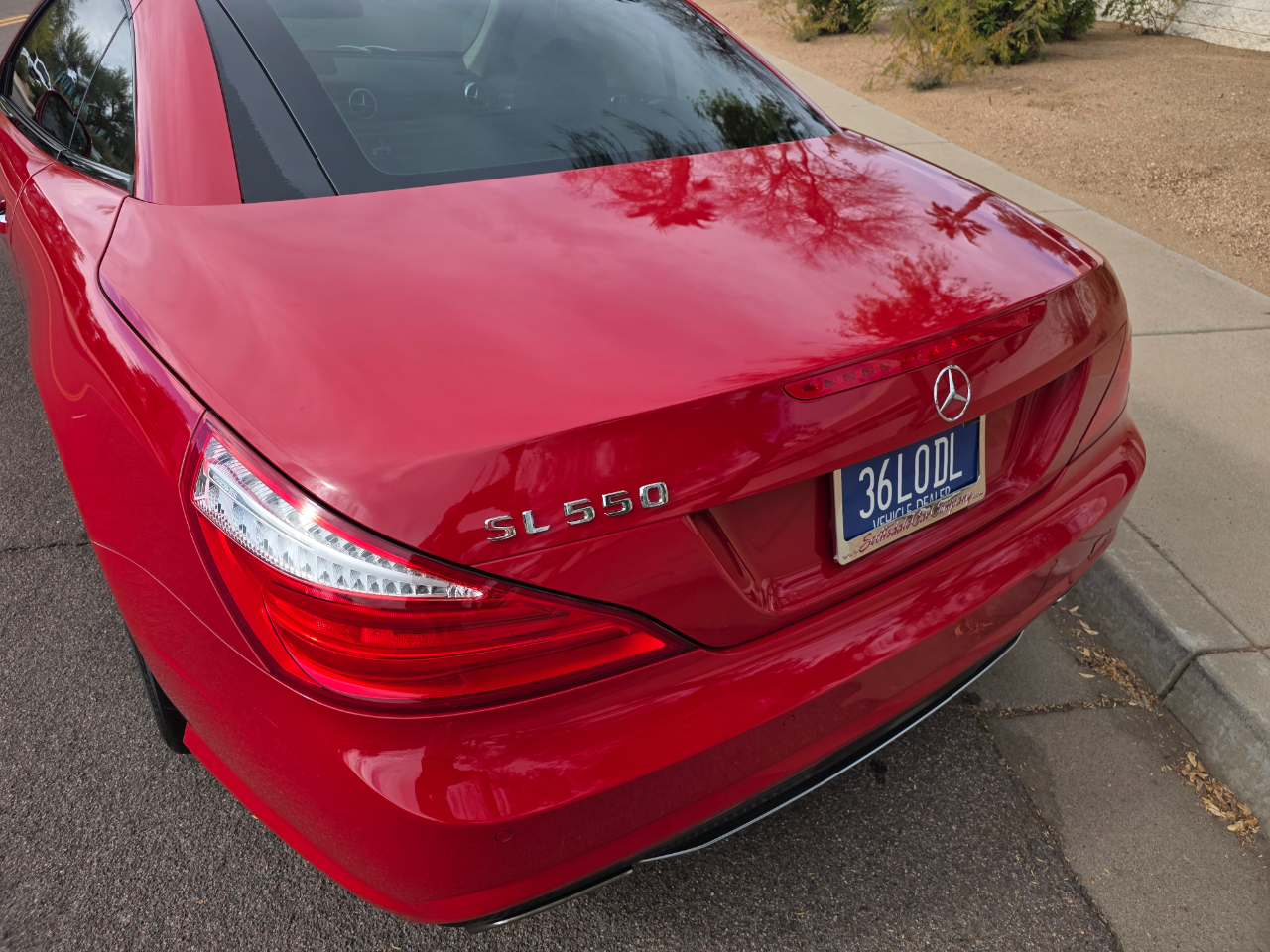 Mercedes-Benz SL-Class SL550R 2013