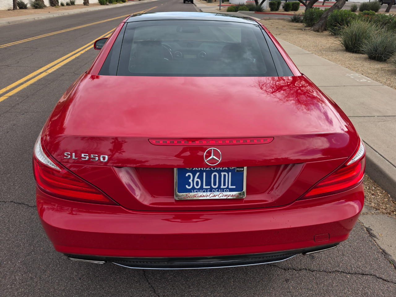 Mercedes-Benz SL-Class SL550R 2013