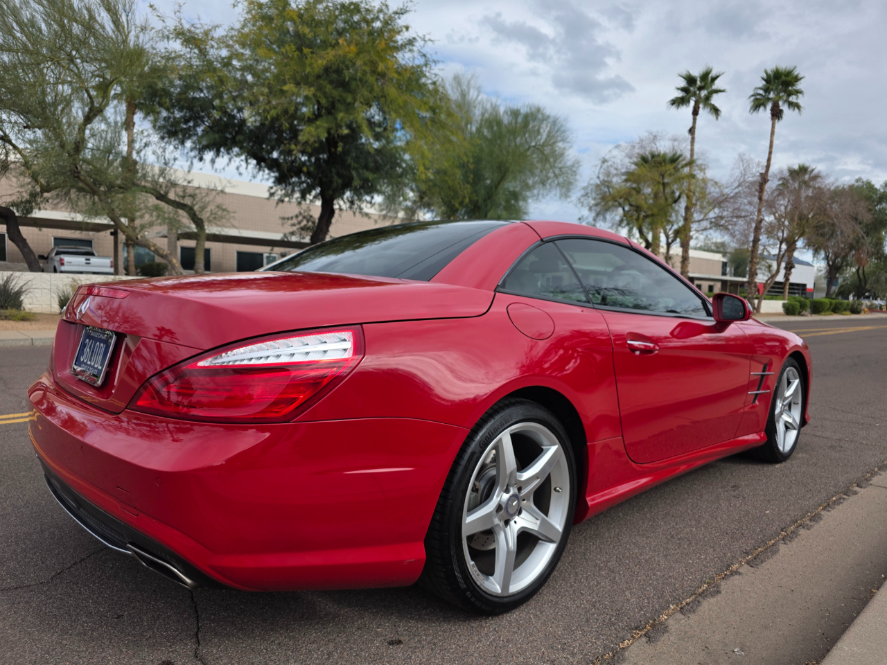 Mercedes-Benz SL-Class SL550R 2013