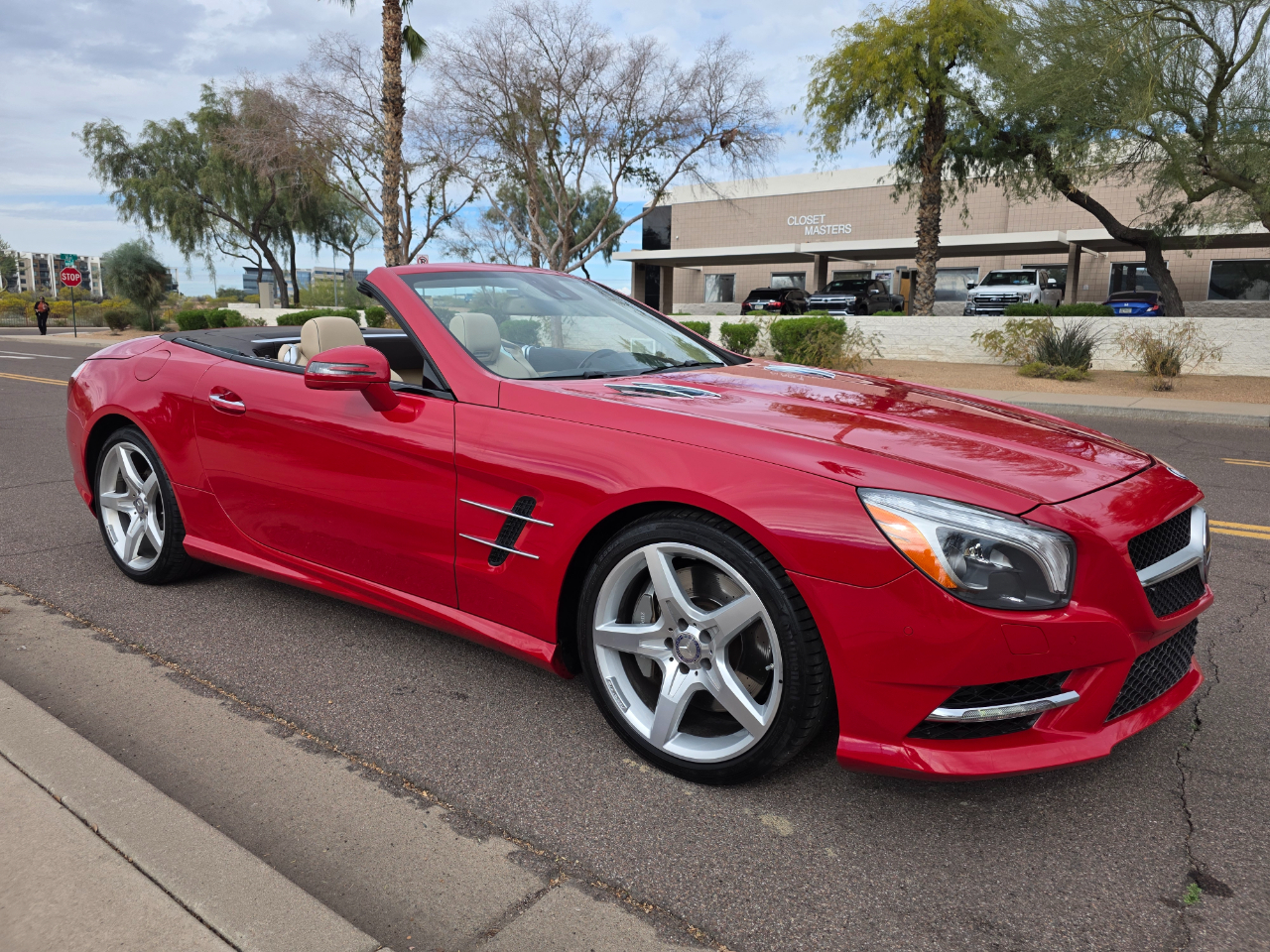 Mercedes-Benz SL-Class SL550R 2013