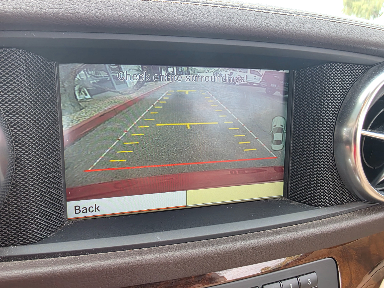 Mercedes-Benz SL-Class SL550R 2013