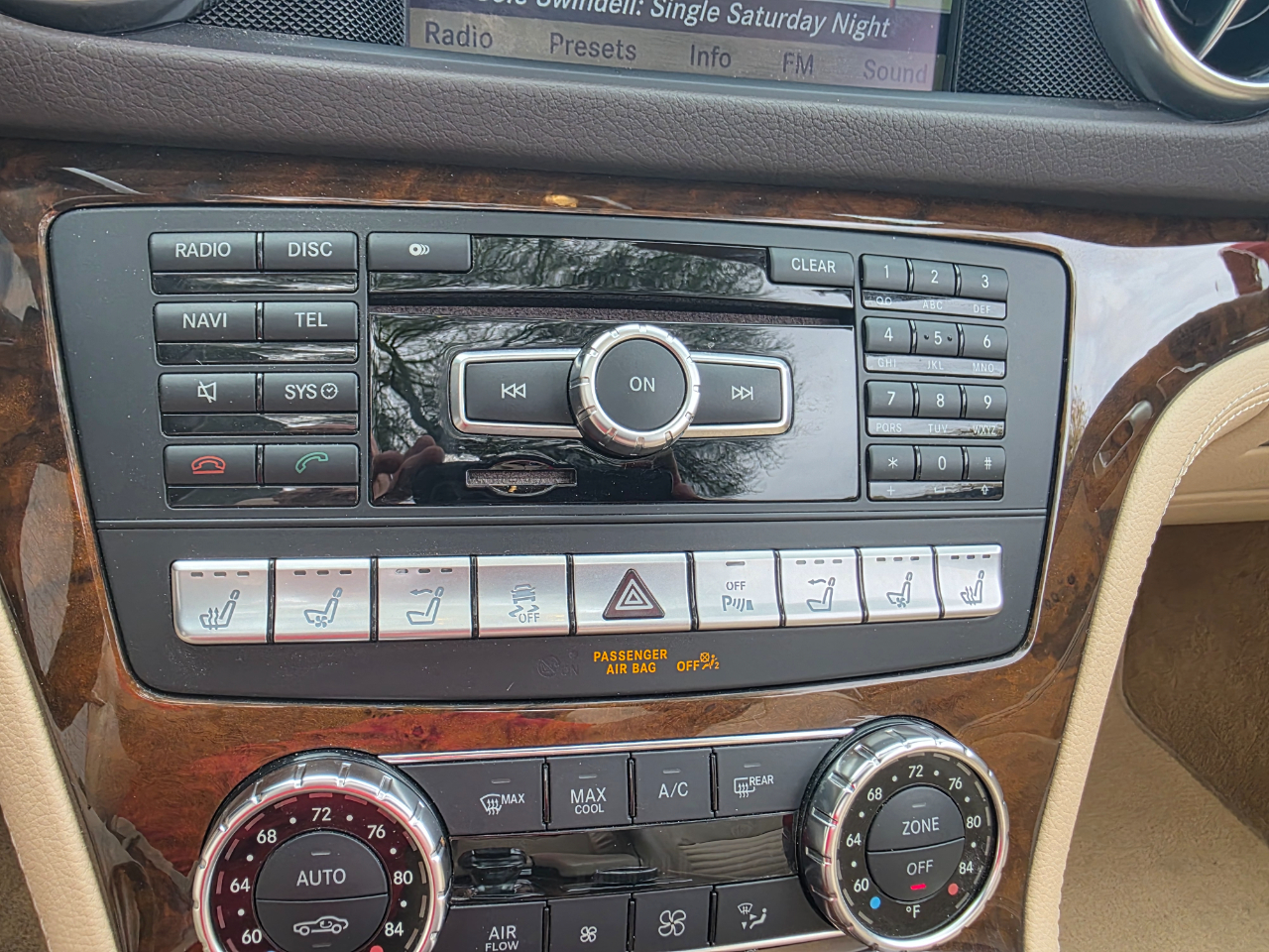 Mercedes-Benz SL-Class SL550R 2013