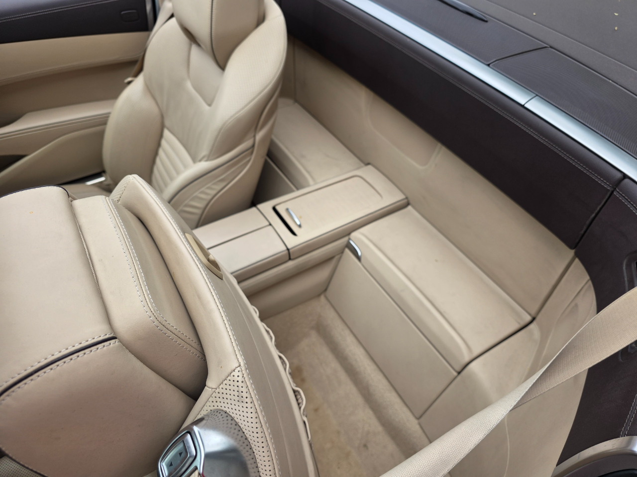 Mercedes-Benz SL-Class SL550R 2013