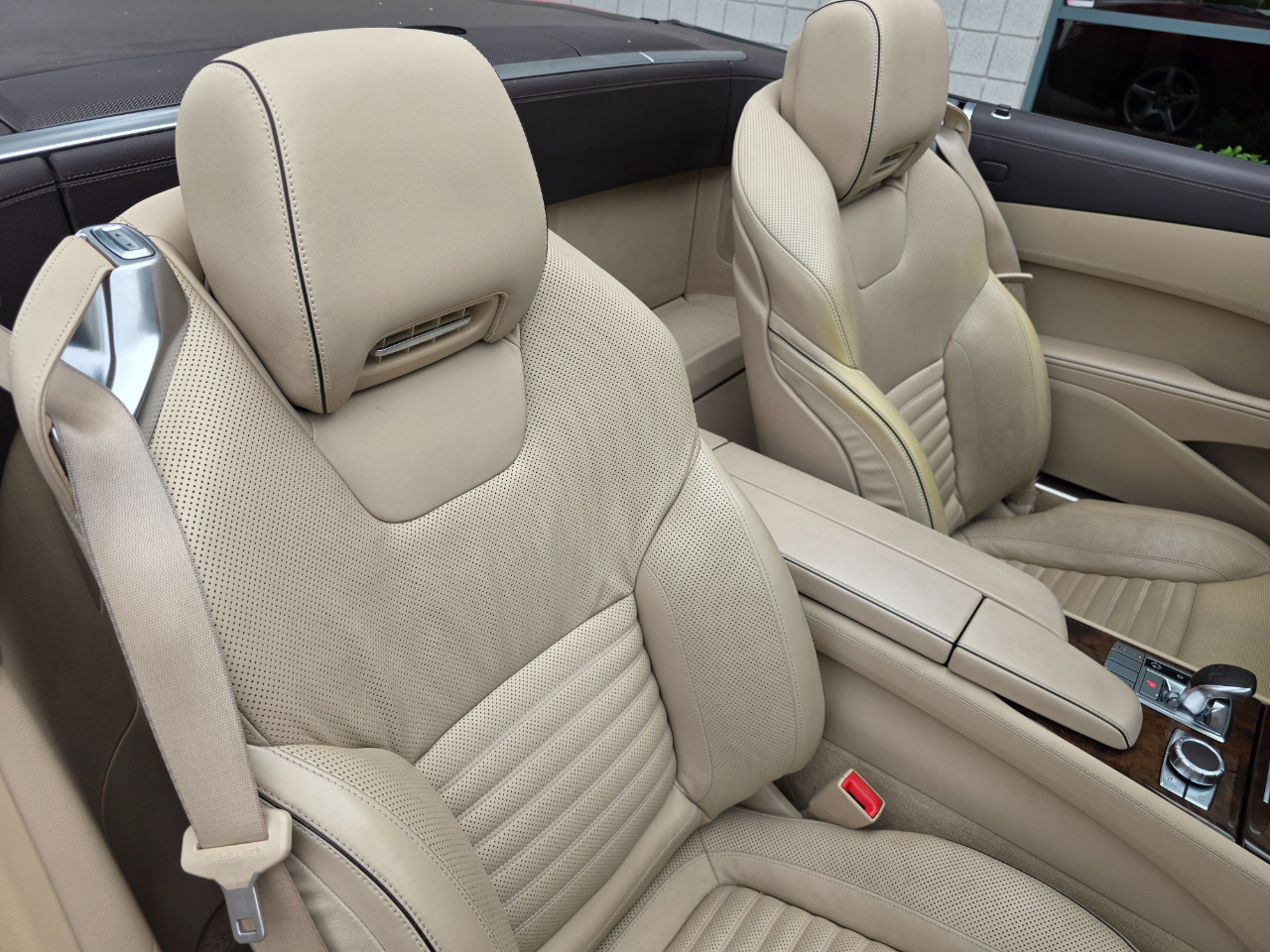 Mercedes-Benz SL-Class SL550R 2013