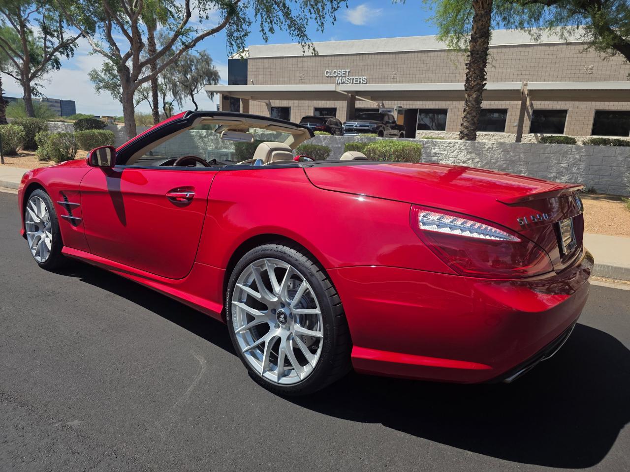 Mercedes-Benz SL-Class SL550 2013