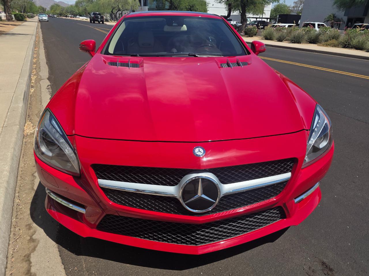 Mercedes-Benz SL-Class SL550 2013