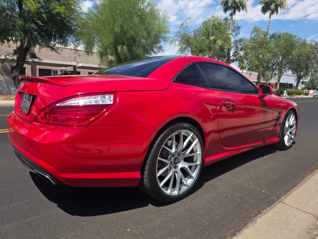 Mercedes-Benz SL-Class SL550 2013
