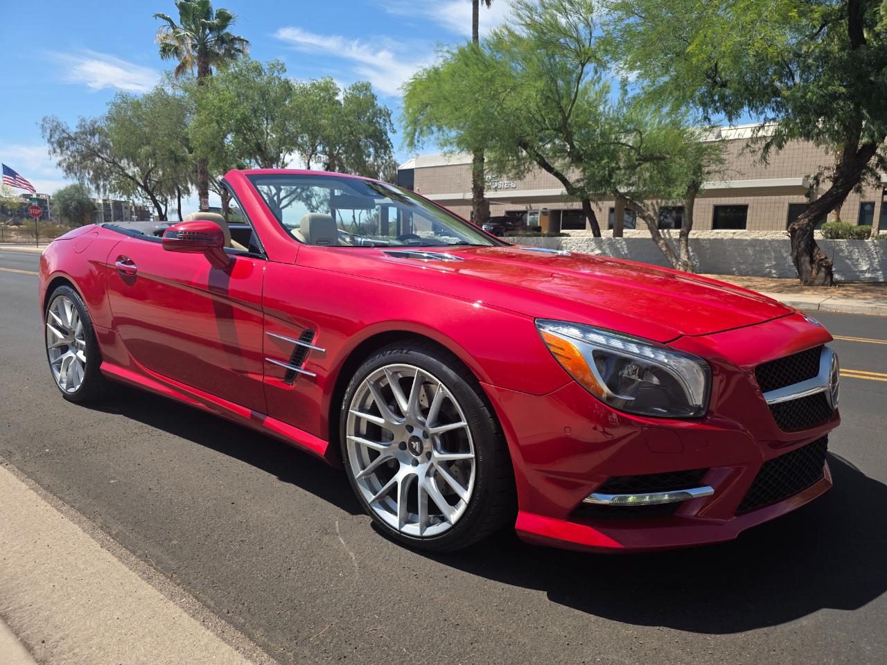 Mercedes-Benz SL-Class SL550 2013