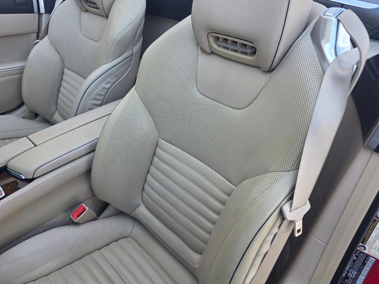 Mercedes-Benz SL-Class SL550 2013
