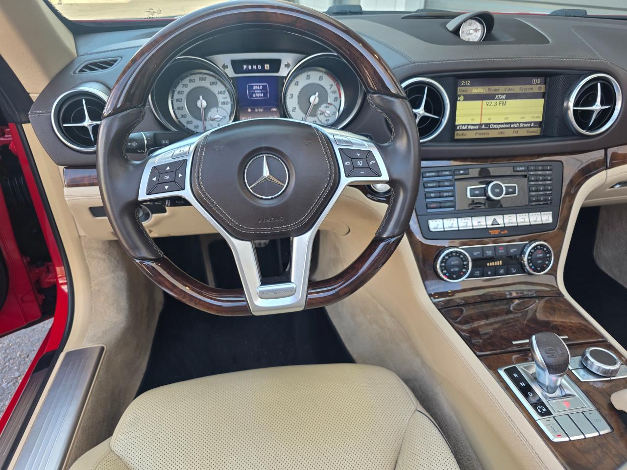 Mercedes-Benz SL-Class SL550 2013