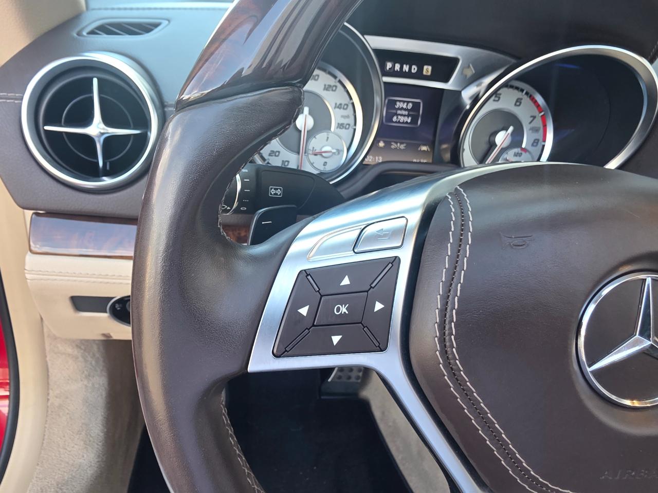 Mercedes-Benz SL-Class SL550 2013