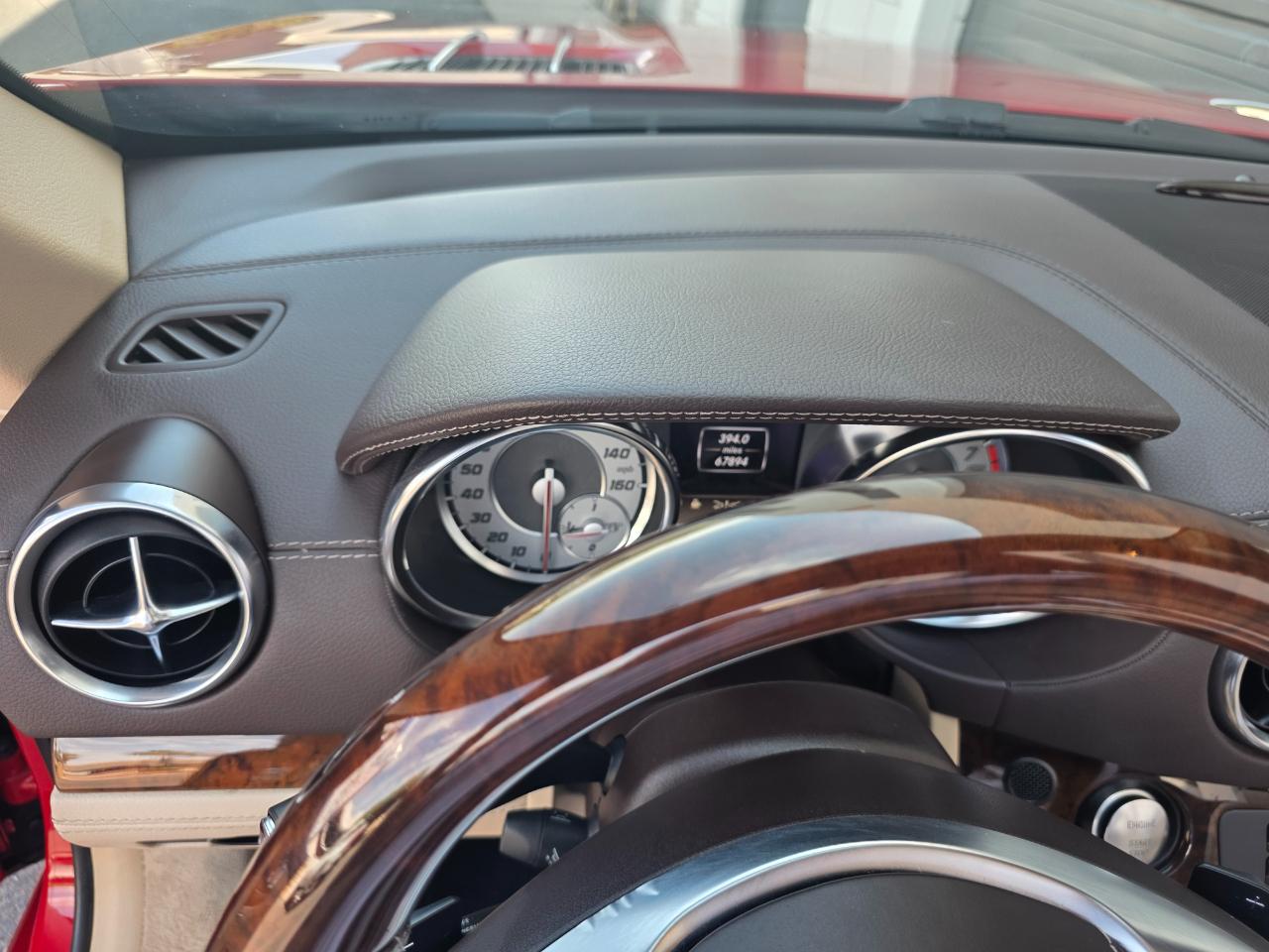 Mercedes-Benz SL-Class SL550 2013