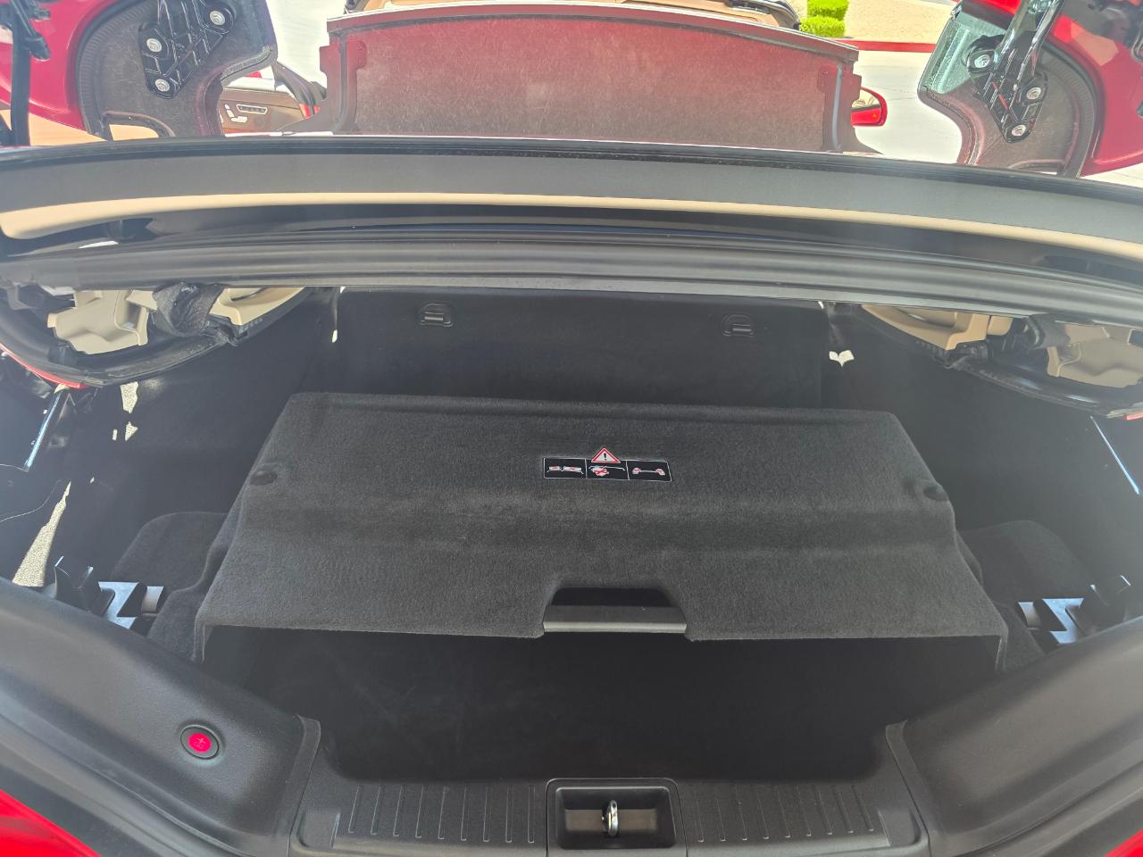 Mercedes-Benz SL-Class SL550 2013