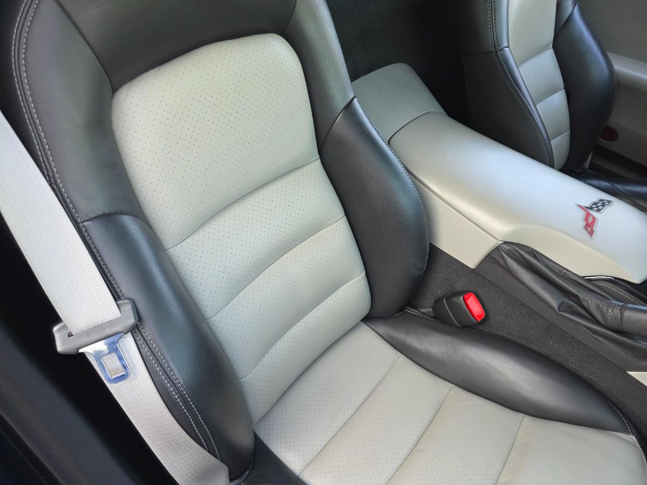 Chevrolet Corvette Z51 3LT Coupe Automatic 2008