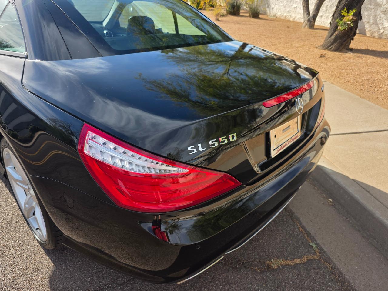 Mercedes-Benz SL-Class SL550 2013