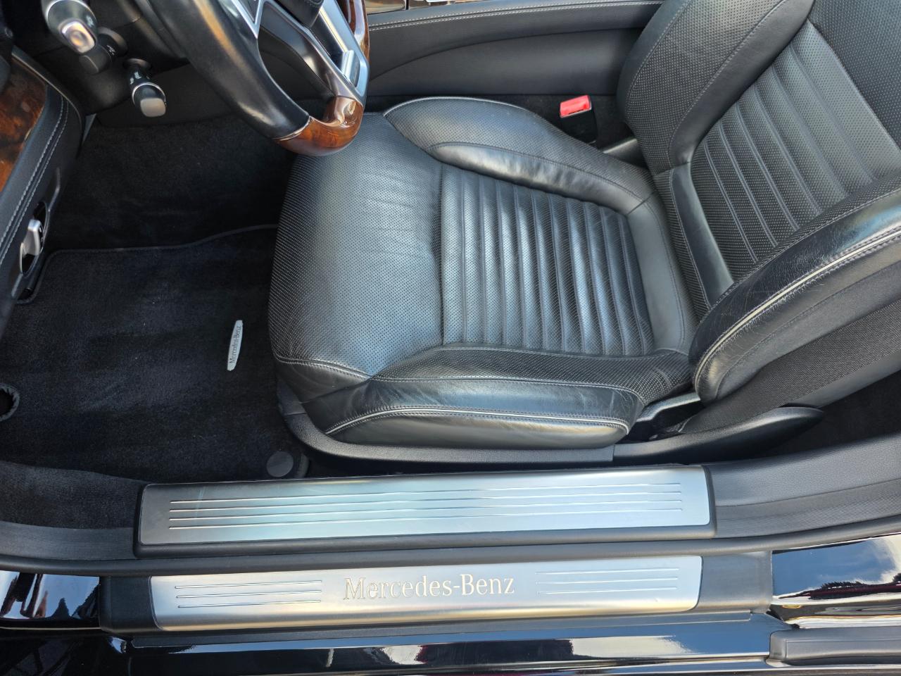 Mercedes-Benz SL-Class SL550 2013