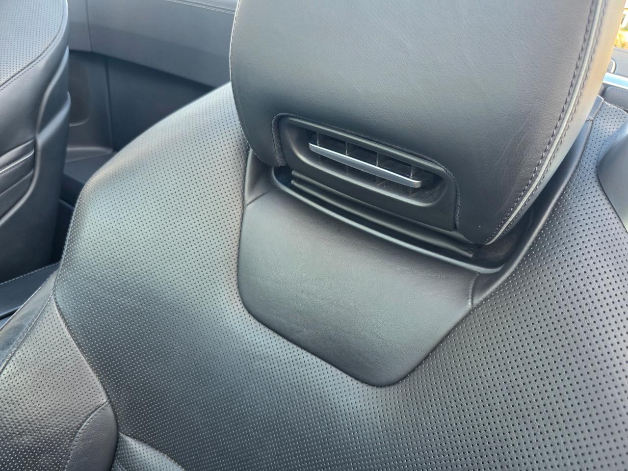 Mercedes-Benz SL-Class SL550 2013