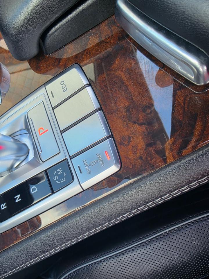 Mercedes-Benz SL-Class SL550 2013