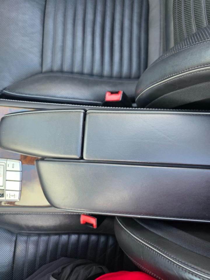 Mercedes-Benz SL-Class SL550 2013