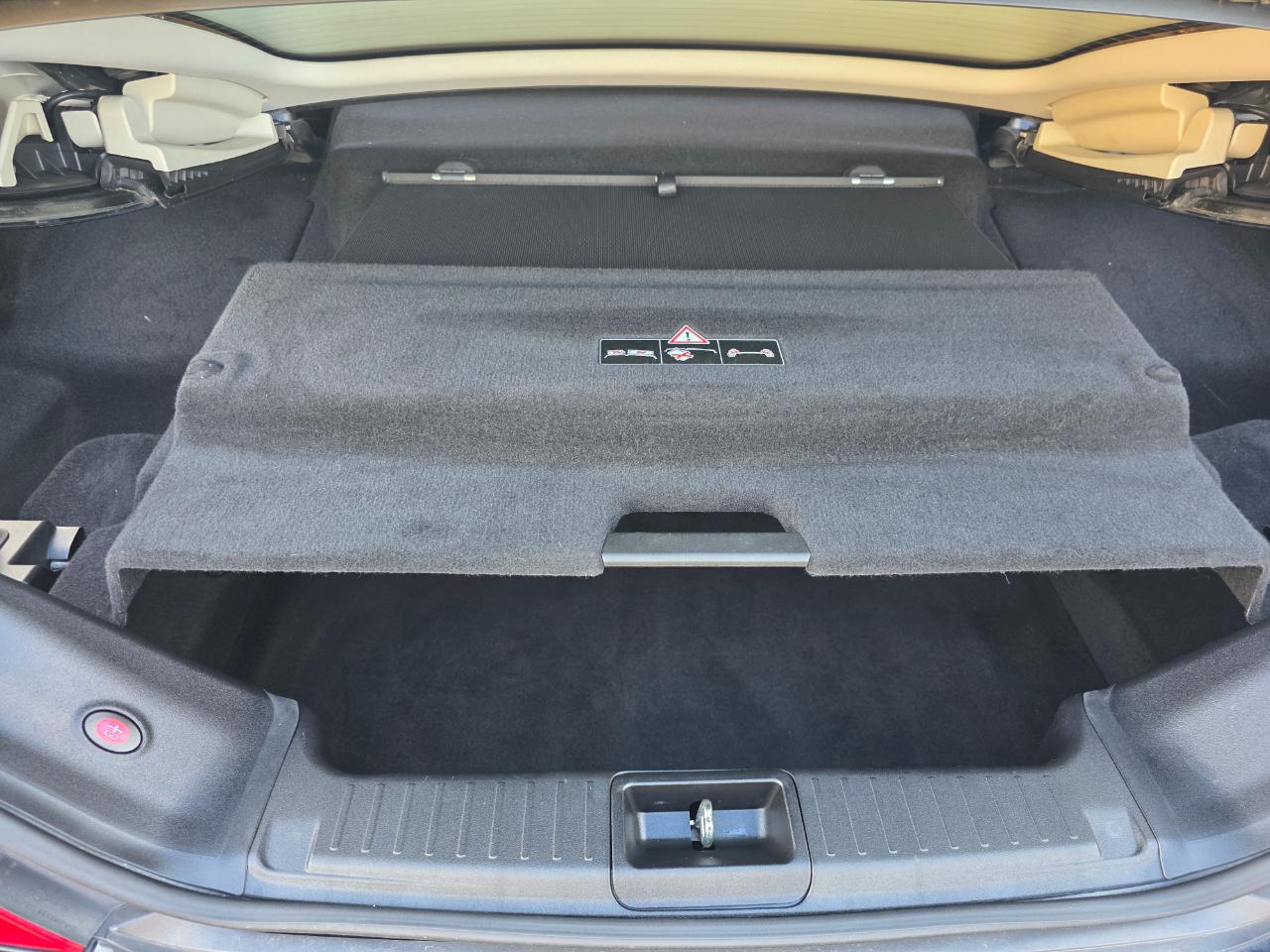 Mercedes-Benz SL-Class SL550 2013