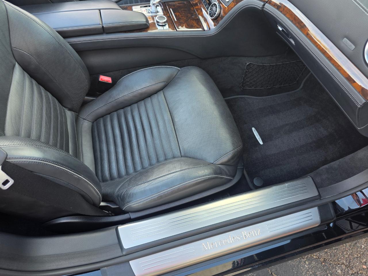 Mercedes-Benz SL-Class SL550 2013