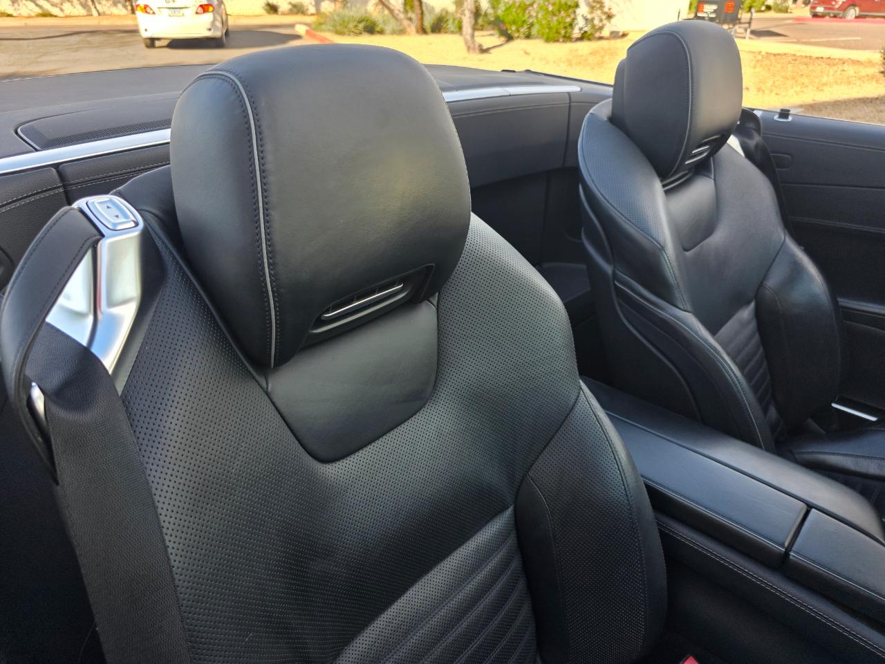 Mercedes-Benz SL-Class SL550 2013