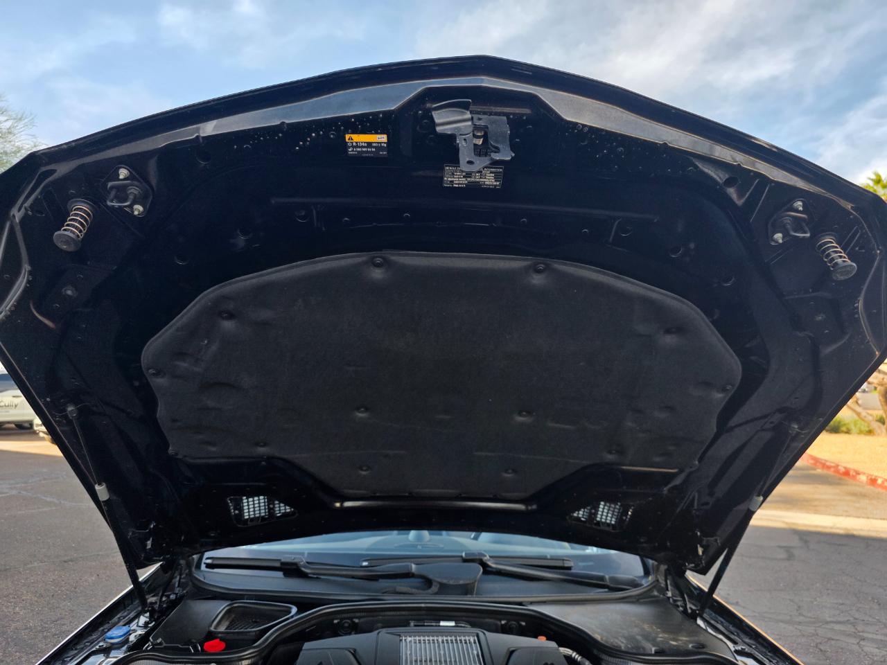 Mercedes-Benz SL-Class SL550 2013