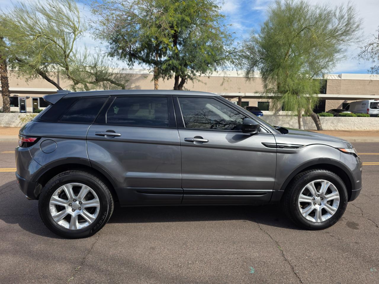 Land Rover Range Rover Evoque SE 2016