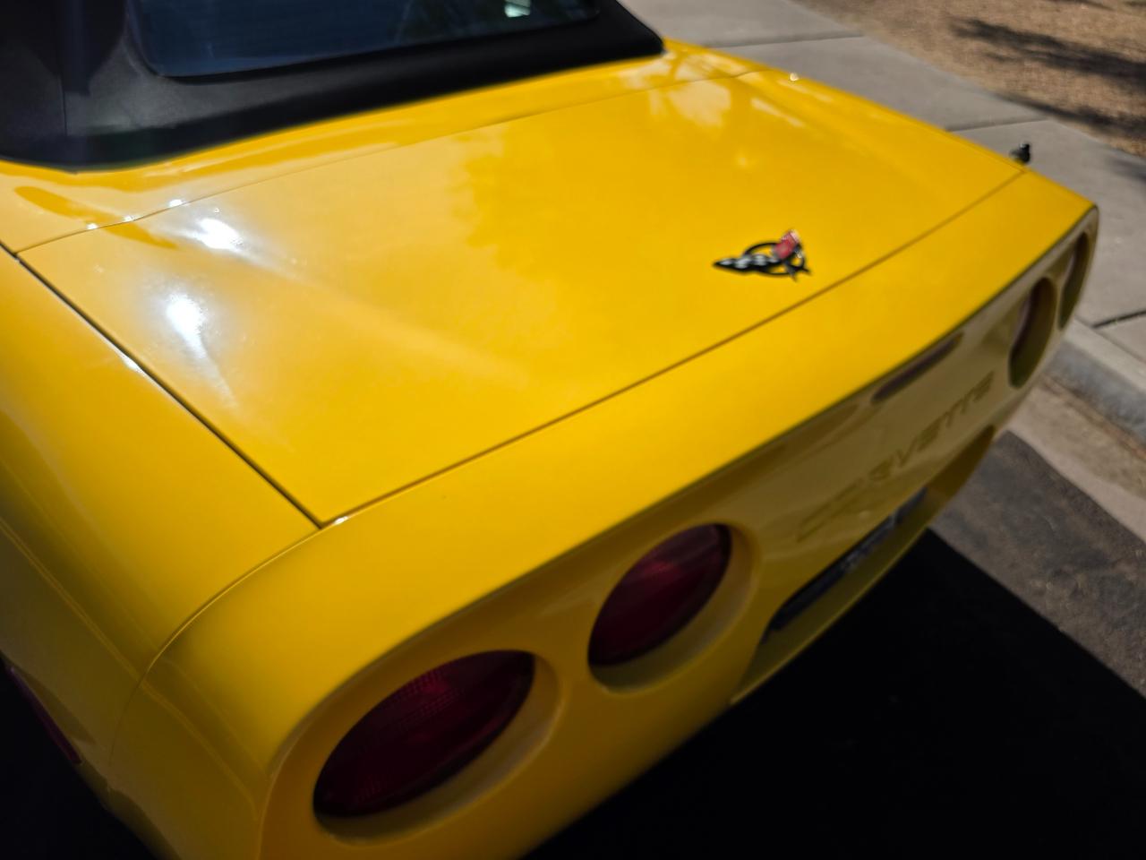 Chevrolet Corvette Convertible 2004