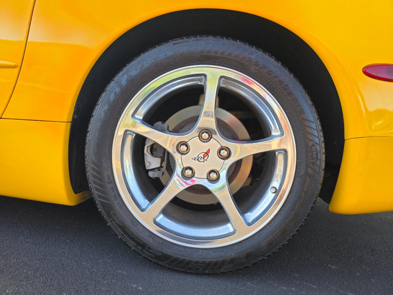 Chevrolet Corvette Convertible 2004