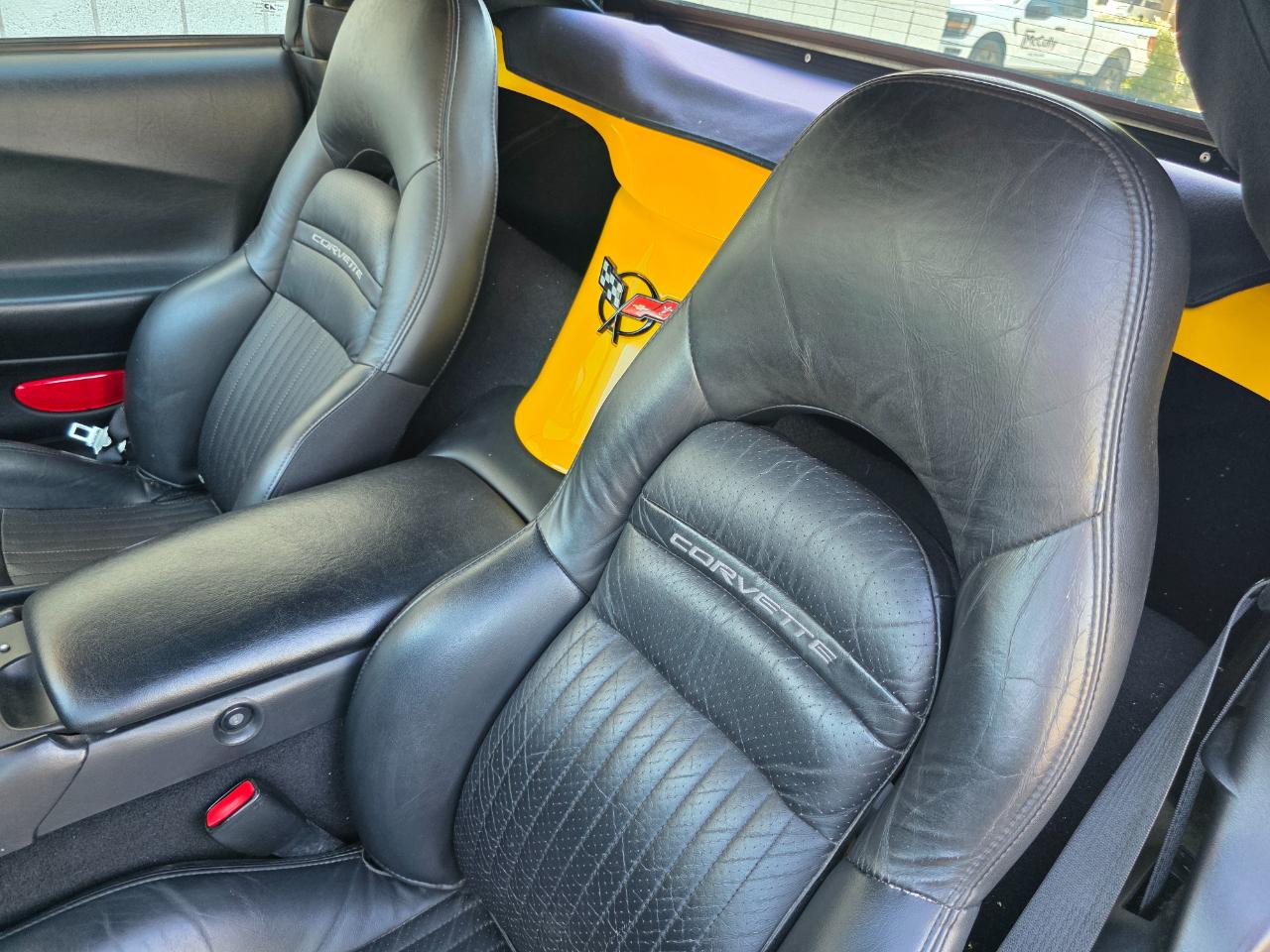 Chevrolet Corvette Convertible 2004