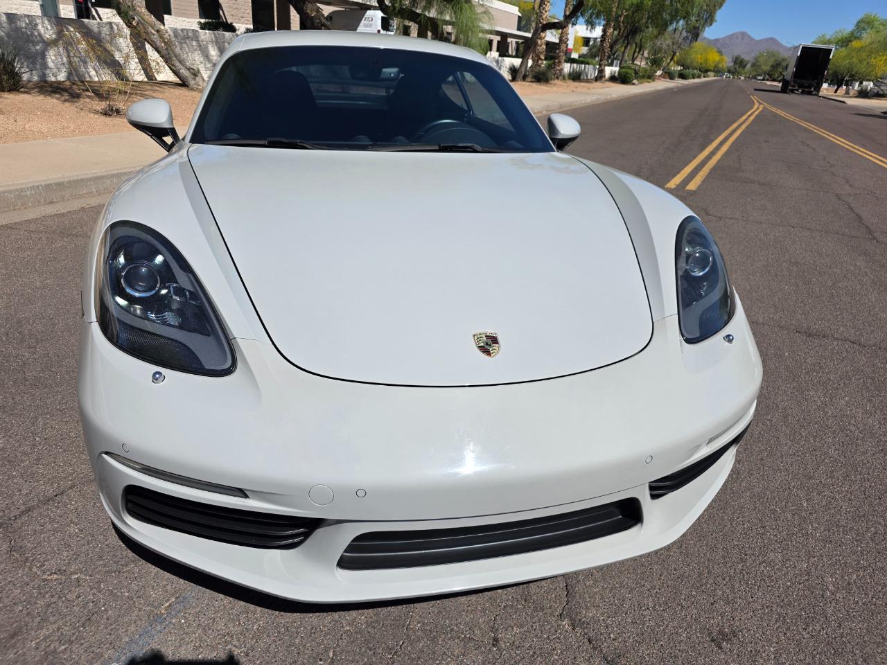 Porsche 718 Cayman Coupe 2018