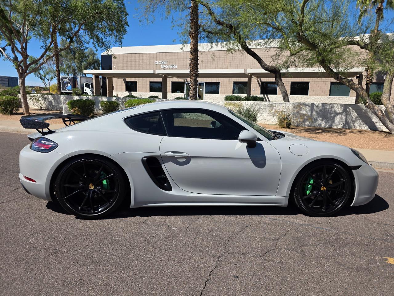 Porsche 718 Cayman Coupe 2018