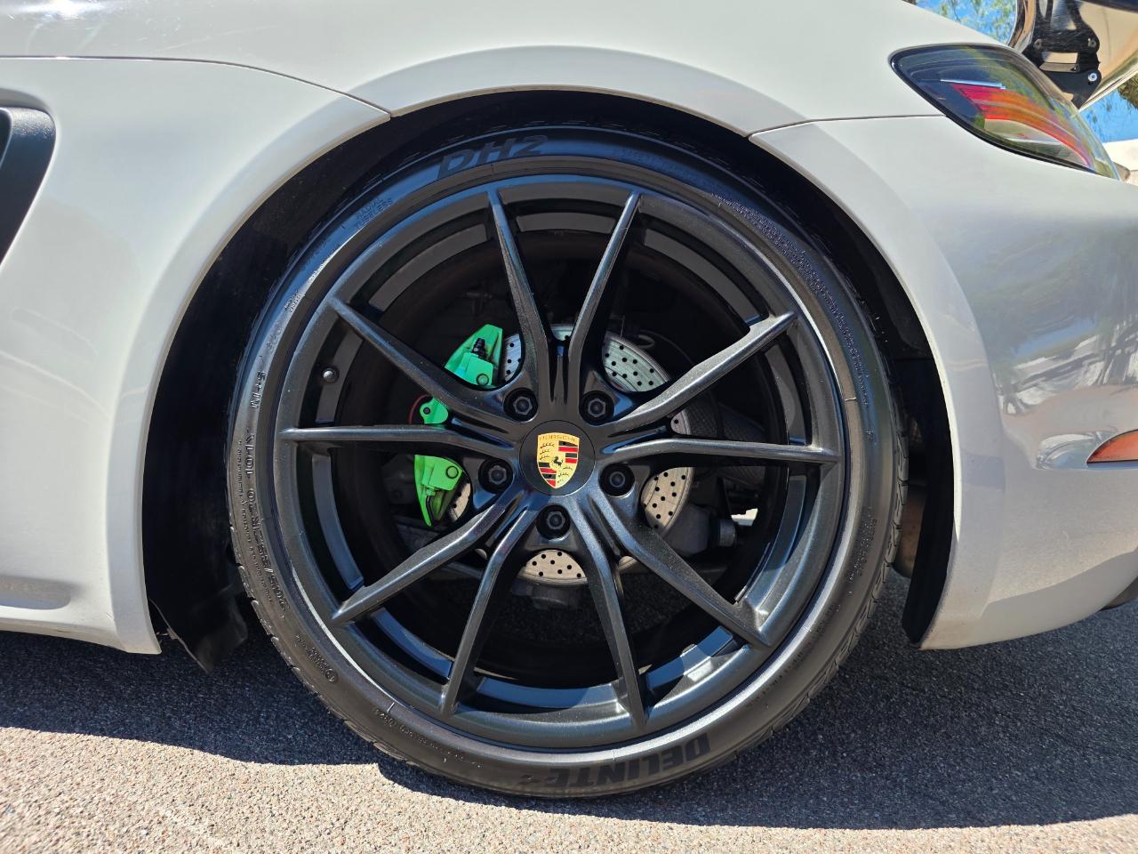 Porsche 718 Cayman Coupe 2018