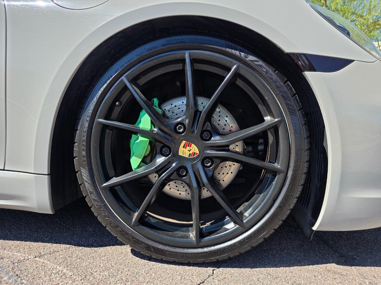 Porsche 718 Cayman Coupe 2018