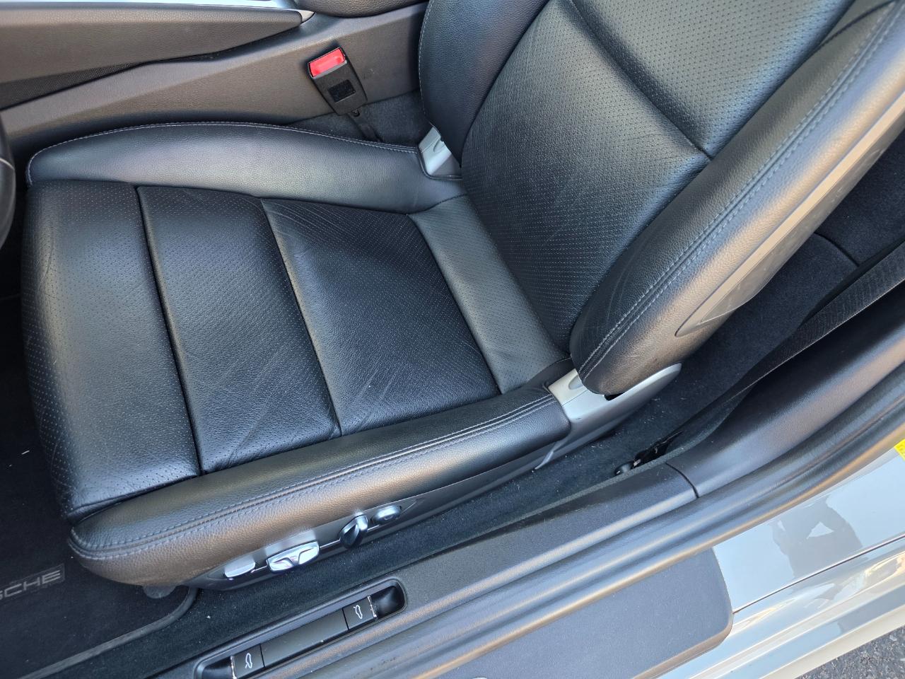 Porsche 718 Cayman Coupe 2018