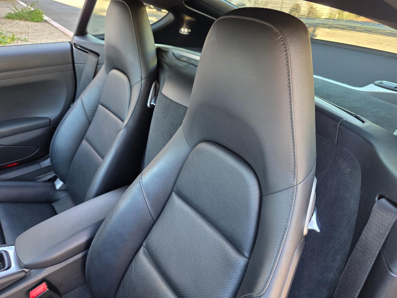 Porsche 718 Cayman Coupe 2018