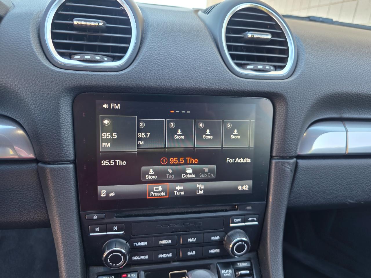 Porsche 718 Cayman Coupe 2018