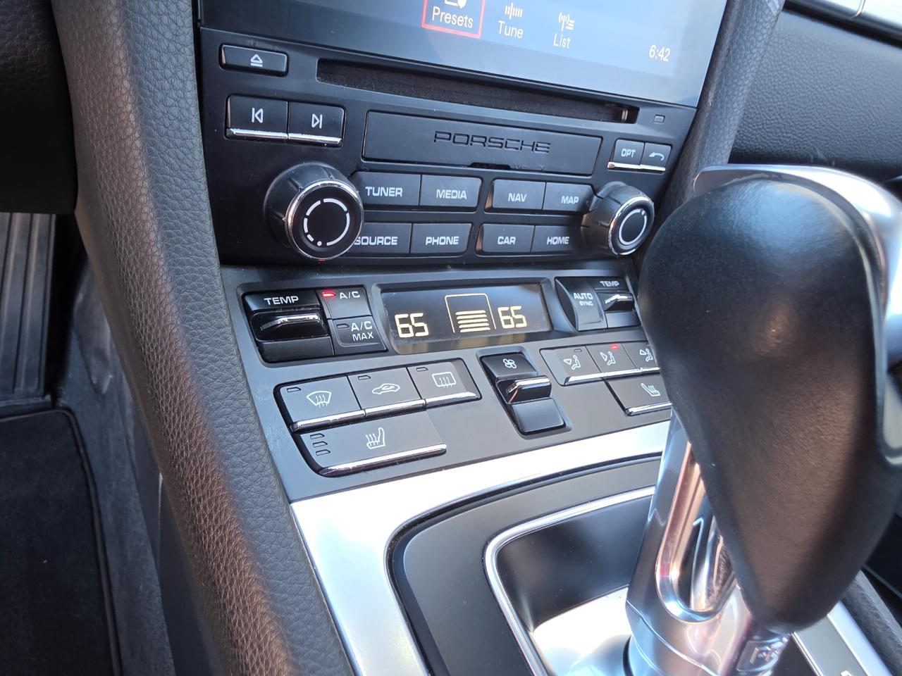 Porsche 718 Cayman Coupe 2018