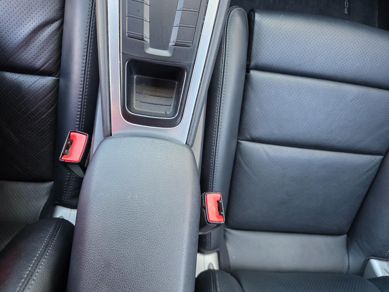 Porsche 718 Cayman Coupe 2018