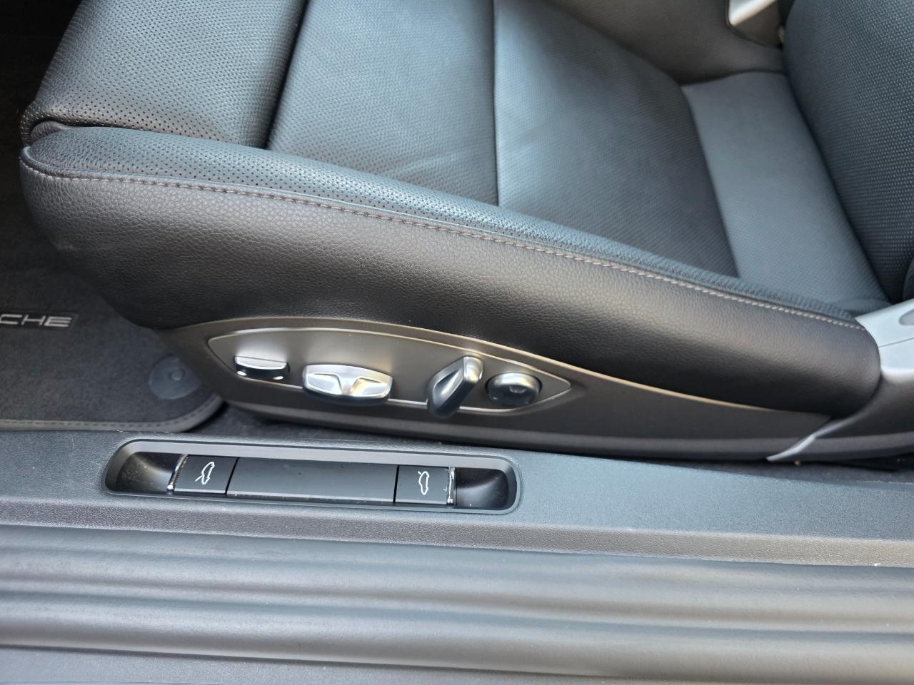 Porsche 718 Cayman S 2025