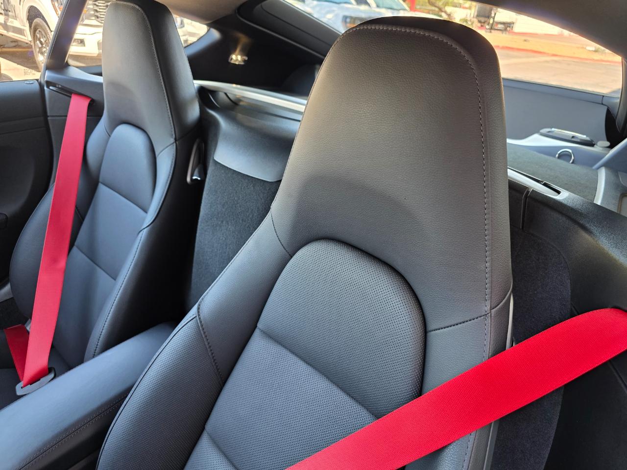 Porsche 718 Cayman S 2025