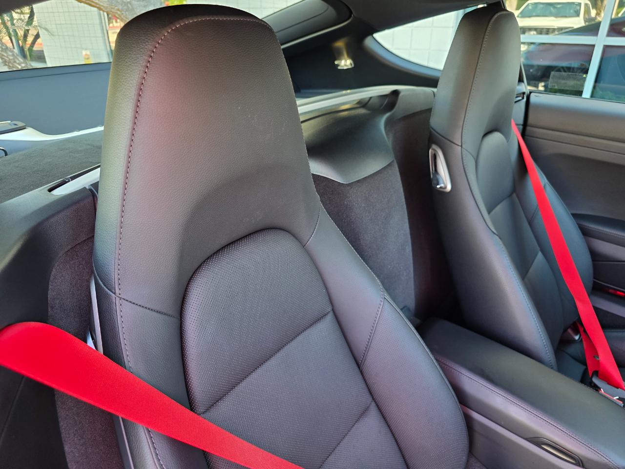 Porsche 718 Cayman S 2025