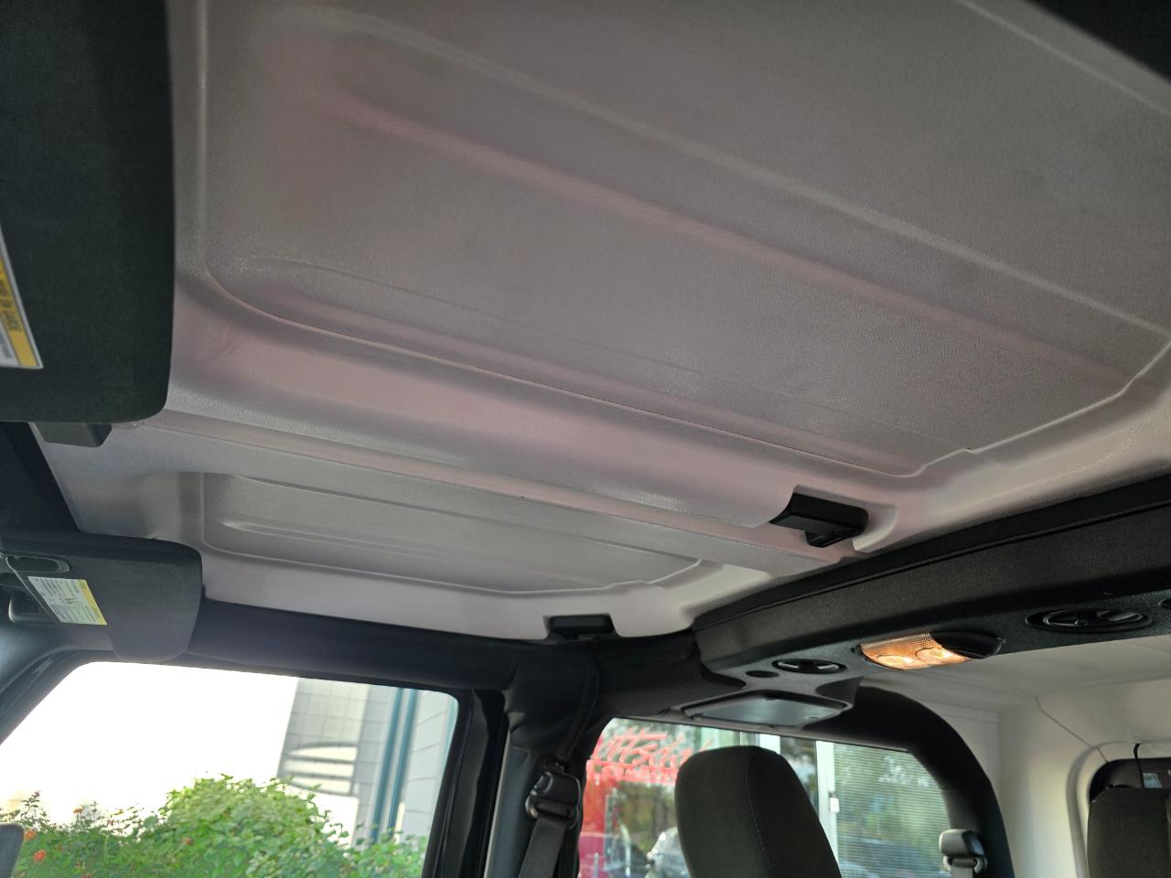 Jeep Wrangler Sport 4WD 2016