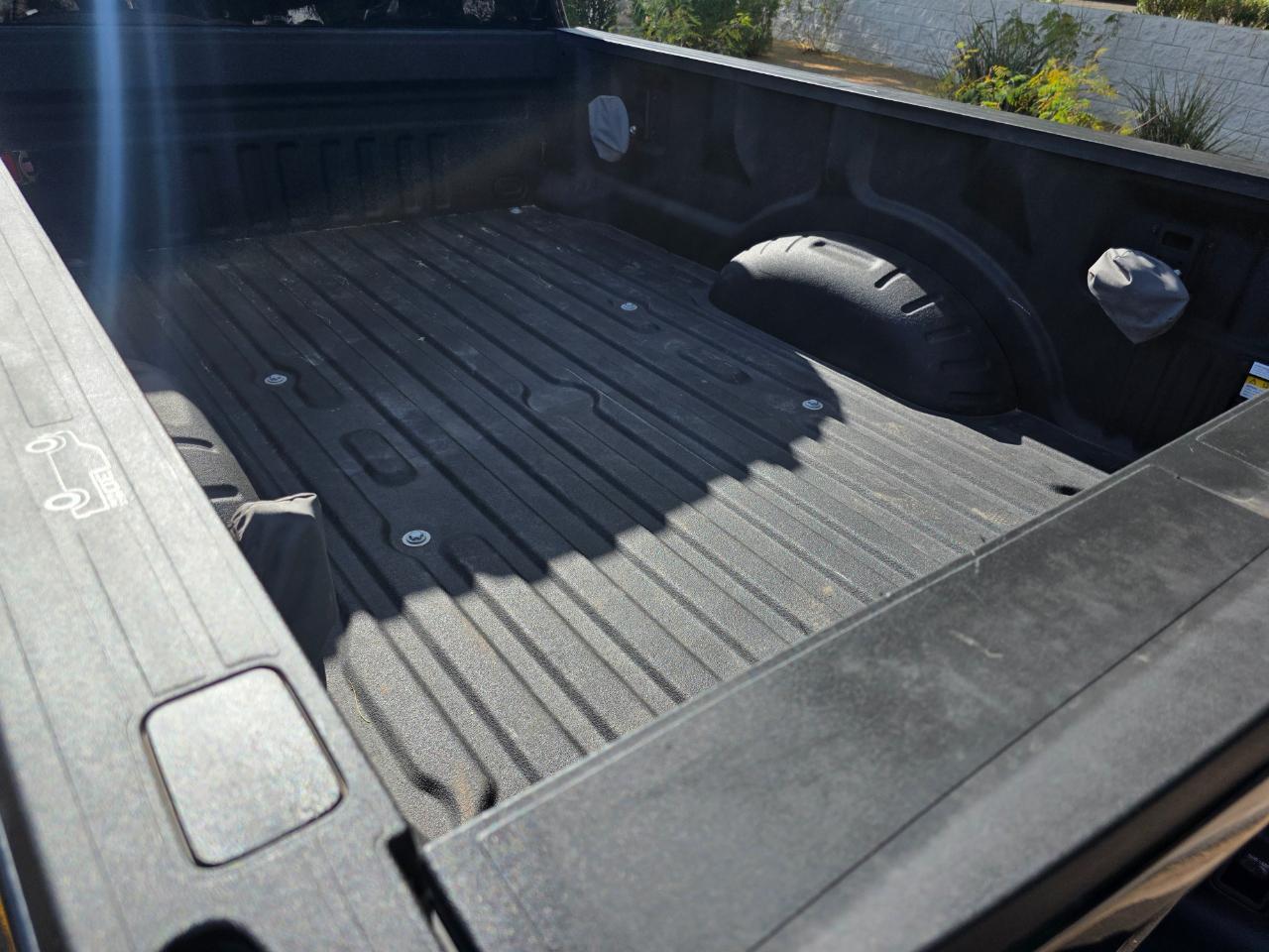 Ford F-350 SD Lariat 2024