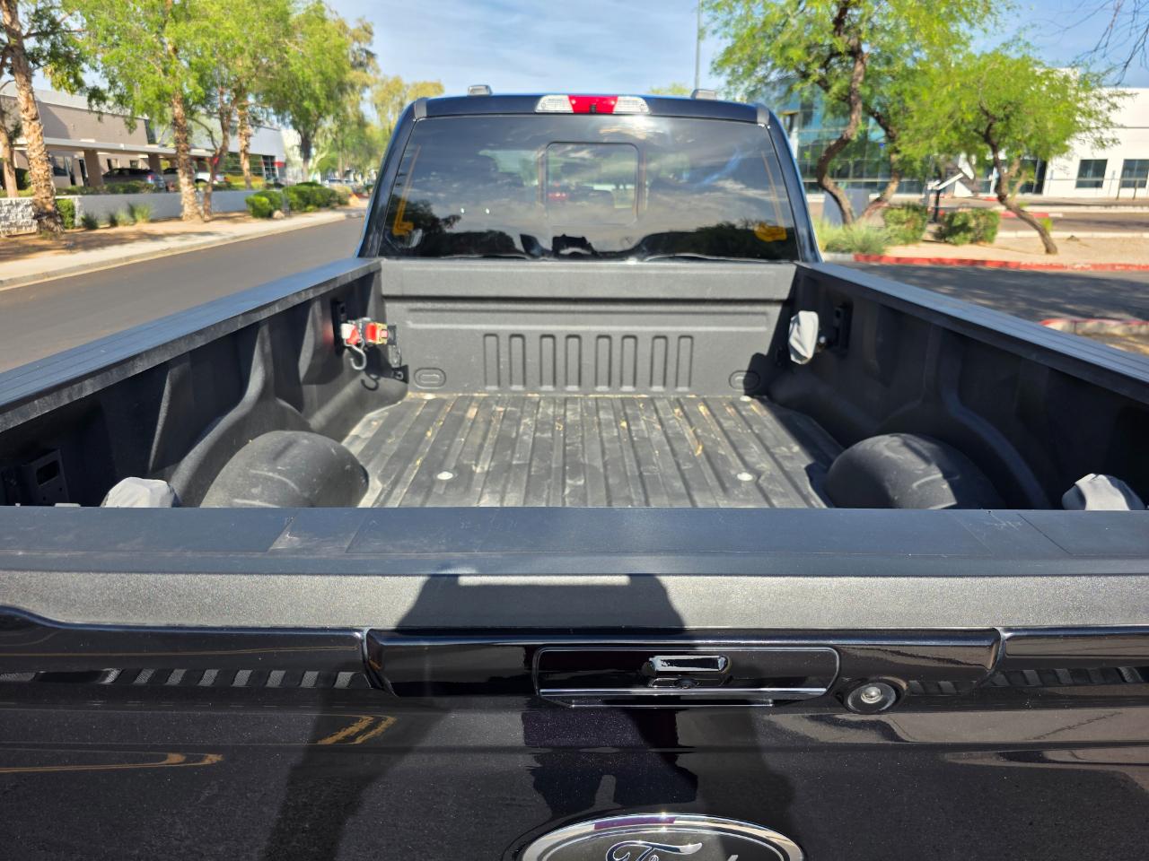 Ford F-350 SD Lariat 2024